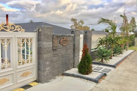 house gate
