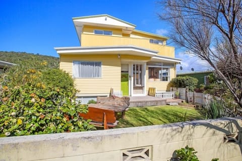 Sapcious bach ideal for big families