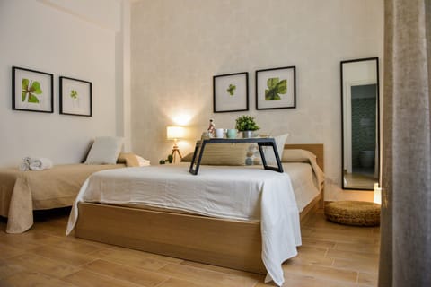 Superior Double Room | Desk, free WiFi, bed sheets
