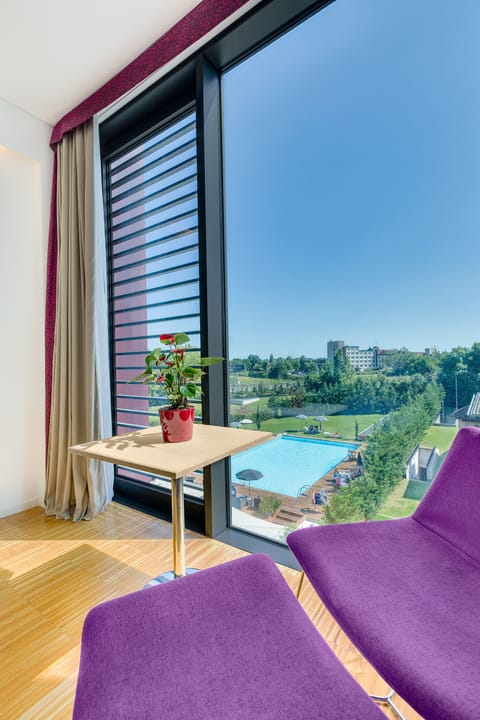Suite, 1 King Bed, Corner | View from room