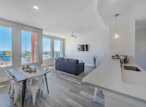 Comfortable and modern, "Kalypso's Nest" is a beach-lovers dream.
