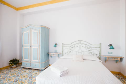 Superior Quadruple Room | Minibar, desk, cribs/infant beds, free WiFi