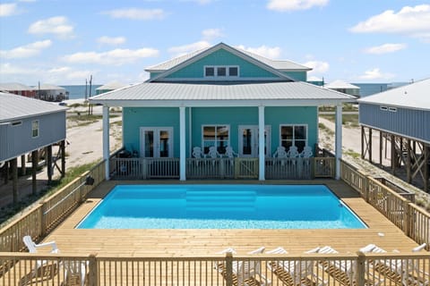 Salty Seahorse Private Pool Beach House Rental