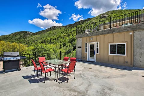 Lava Hot Springs | Studio | 1BA | 500 Sq Ft | Stairs to Enter