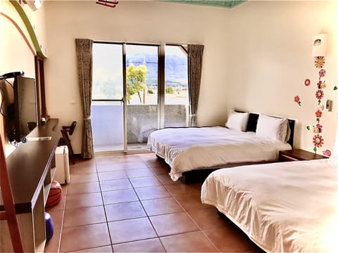 Quadruple Room (B03) | Down comforters, blackout drapes, rollaway beds, free WiFi