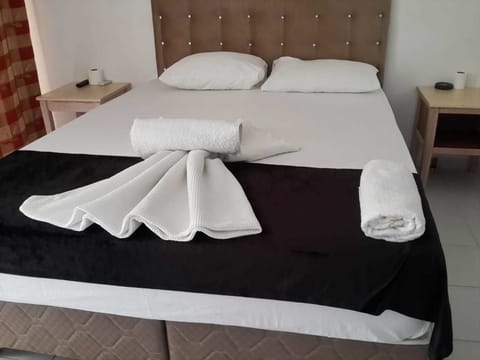Standard Double Room | Desk, free WiFi, bed sheets