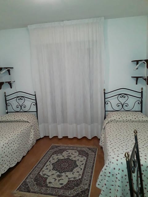 Double or Twin Room | Individually decorated, individually furnished, free WiFi, bed sheets