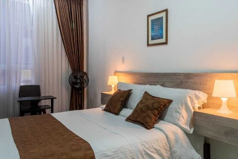 Double Room | Free WiFi, bed sheets