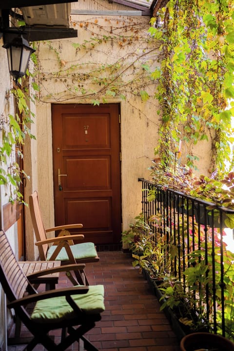 Suite, Kitchen | Terrace/patio