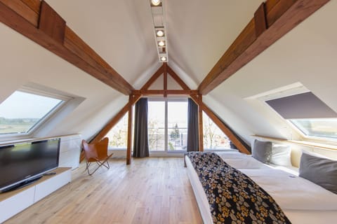 Suite (OnTheTop) | Hypo-allergenic bedding, minibar, in-room safe, desk