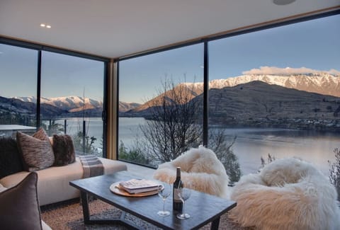 Exceptional Lake Views