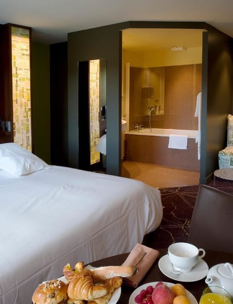 Individually furnished, desk, laptop workspace, soundproofing