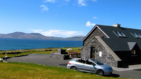 External view of side of property 