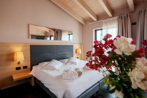 Superior Double/Twin bed room with balcony | Hypo-allergenic bedding, down comforters, minibar, in-room safe