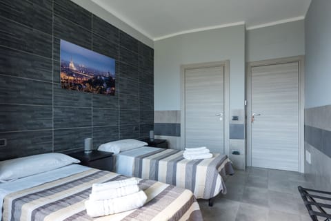 Double or Twin Room | Down comforters, desk, free WiFi, bed sheets