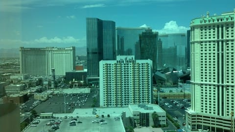 Monte Carlo, Mandarin, Aria, Veer Towers & Crystal Shoppes at City Center