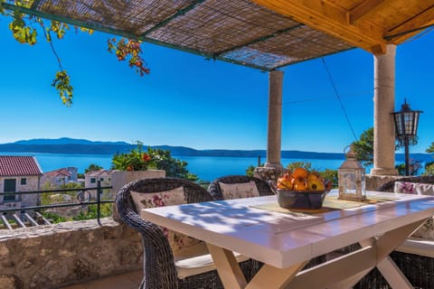 House | Terrace/patio