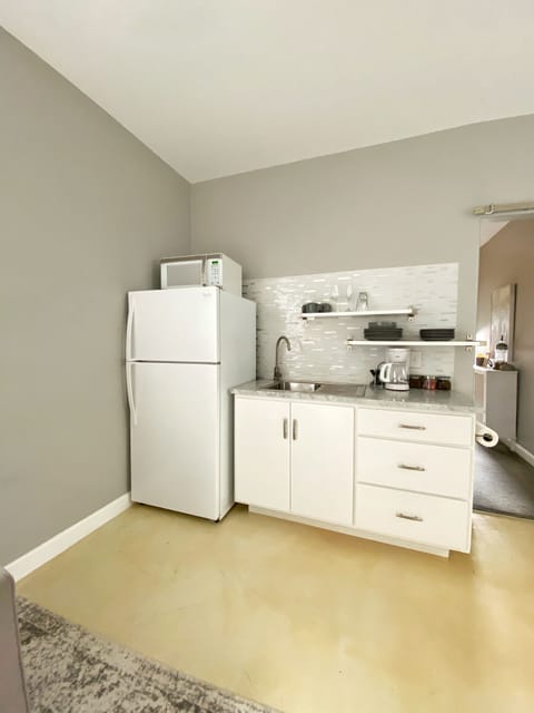 Kitchenette Area