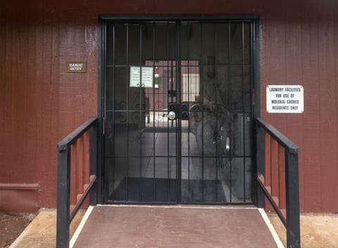 Laundry Area WASHER/DRYER available you do need to have quarters