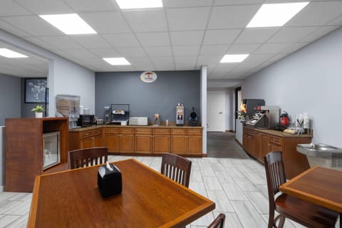 Free daily on-the-go breakfast