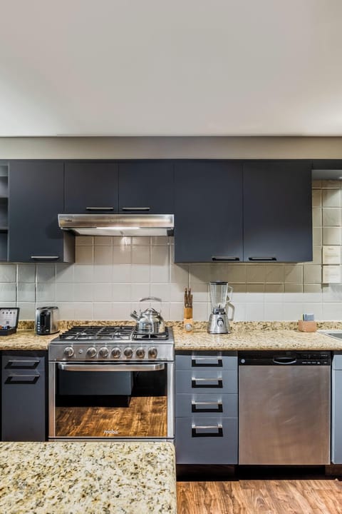 Master Suite, 2 Bedrooms | Private kitchen | Full-size fridge, microwave, oven, stovetop