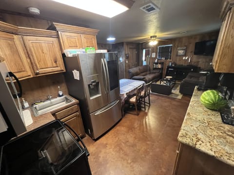 Guest Home | Private kitchen | Full-size fridge, microwave, oven, stovetop