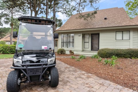 New six seat golf cart