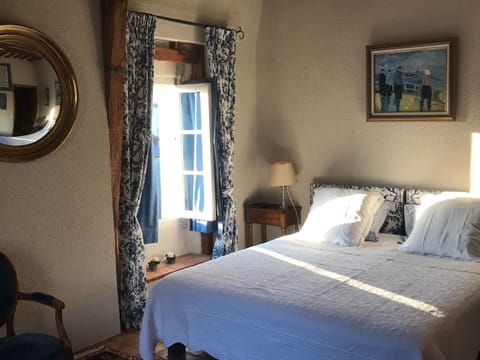 Premium bedding, free minibar, individually decorated, blackout drapes