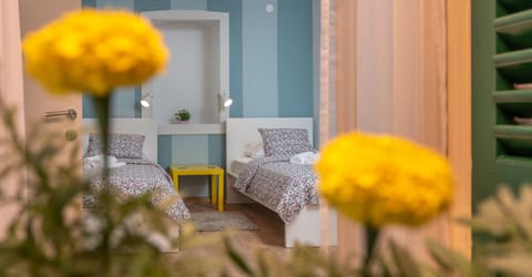 2 bedrooms, iron/ironing board, free WiFi