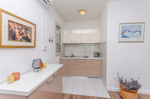 Private kitchen | Stovetop