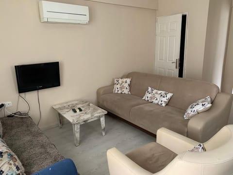 Superior Room | Blackout drapes, soundproofing, iron/ironing board, free WiFi