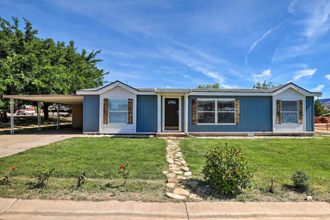 La Verkin Vacation Rental | 3BR | 2BA | 1,296 Sq Ft | Steps Required