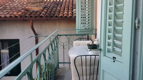 Apartment (A1) | Balcony