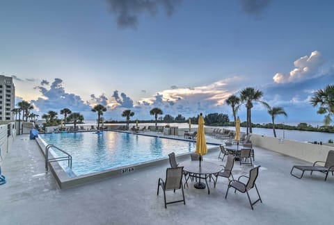 Hudson Vacation Rental | 1BR | 1BA | 733 Sq Ft | Elevator Access