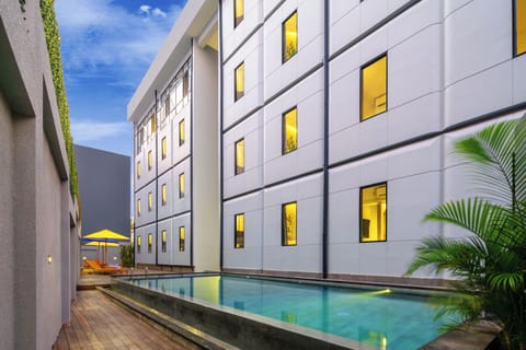 Sundeck