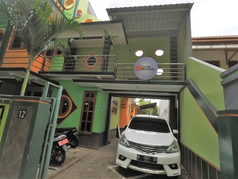 Free self parking