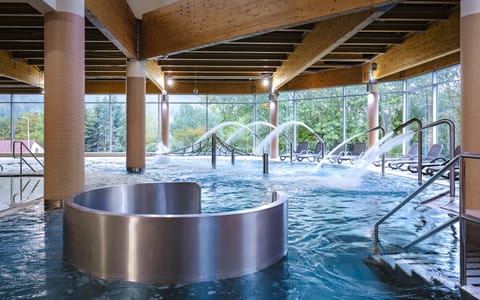 2 indoor pools, open 10:00 AM to 8:00 PM, sun loungers