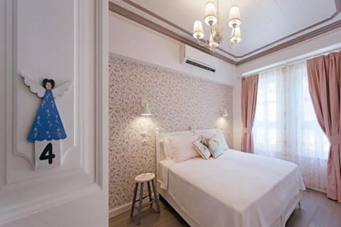 Deluxe Room | Free WiFi, bed sheets