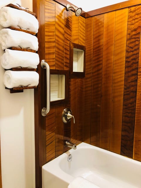 Luxury King | Interior