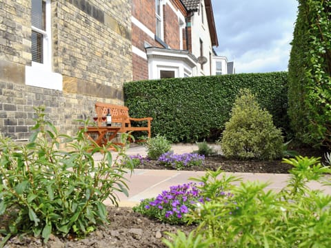 Pretty garden area | The Old Police House - Bluelight Apartments, Saltburn-by-the-Sea