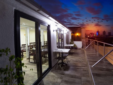Front of property - evening/night