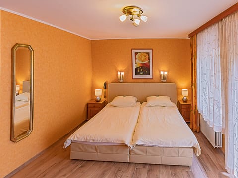 Double Room | Premium bedding, minibar, desk, iron/ironing board