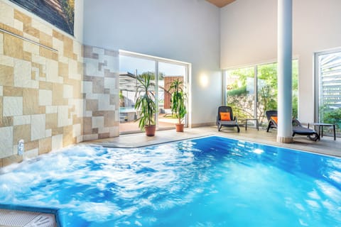 Indoor pool, outdoor pool