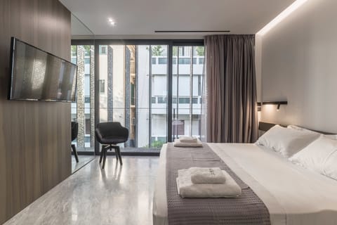 Luxury Suite, 1 Bedroom (Front View, 204) | View from room