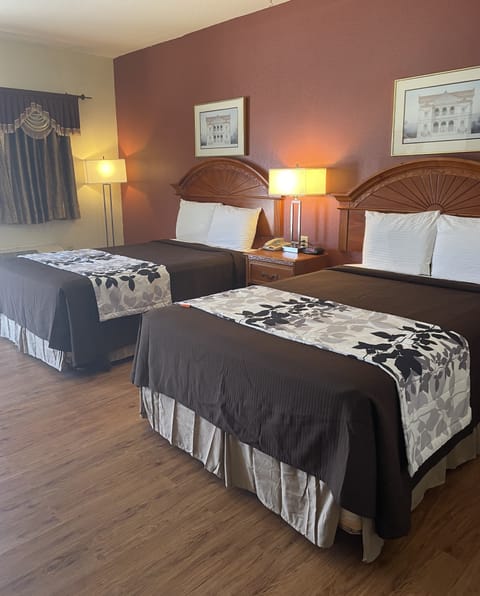 Desk, blackout drapes, iron/ironing board, free WiFi