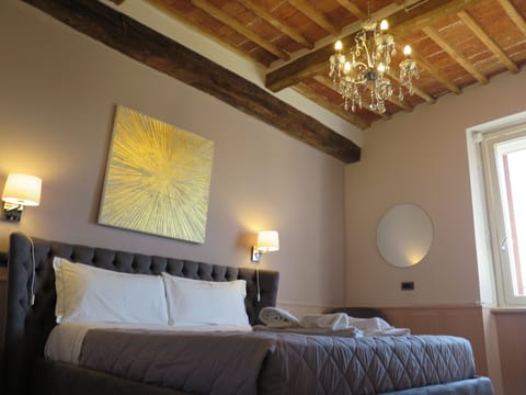 Romantic Double Room, 1 King Bed, Non Smoking, Valley View | Premium bedding, memory foam beds, minibar, in-room safe