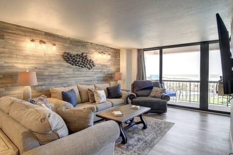 Living Room with balcony view