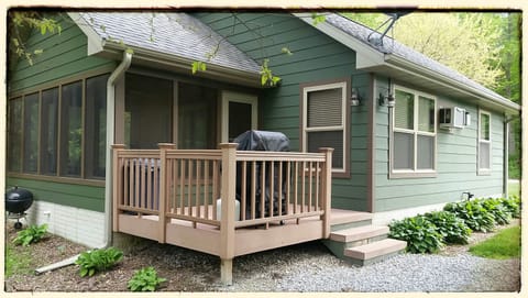 Exterior of "Nest" Cabin.