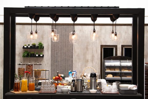Daily buffet breakfast for a fee