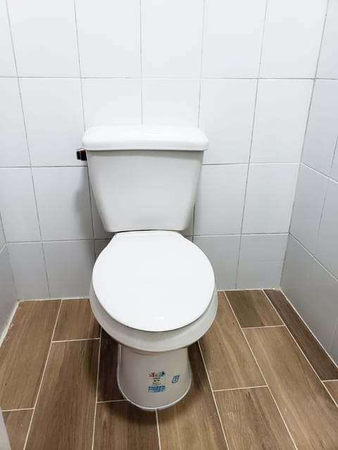 Shower, free toiletries, towels, soap